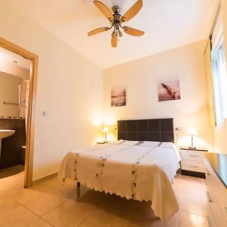 Апартаменти Calle Cuesta - Near *